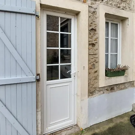 Stunning In Champeaux With Kitchen Ferienhaus